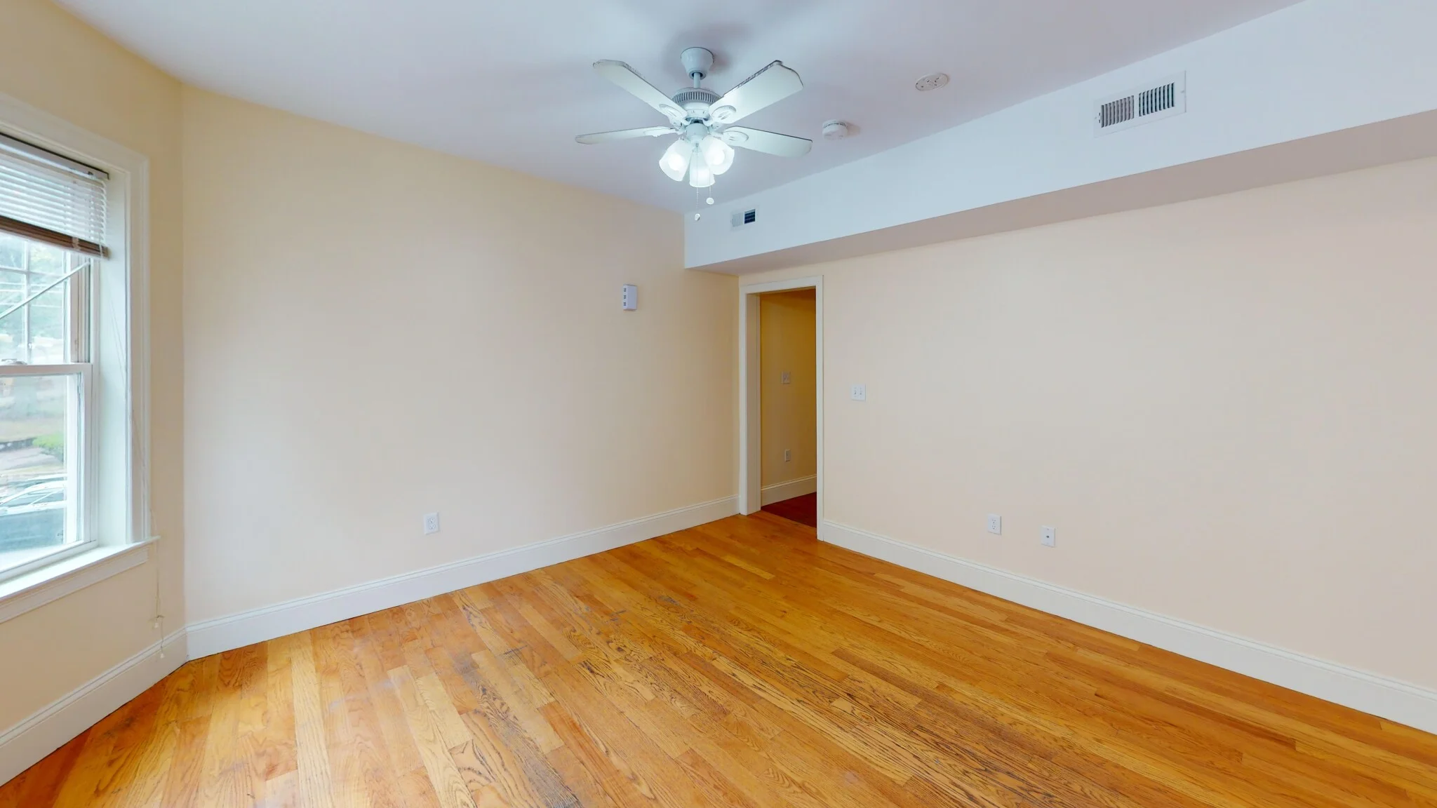 4 bed, 1 bath apartment for rent at 74 Brooks St Unit 2, Brighton — photo 11 of 15