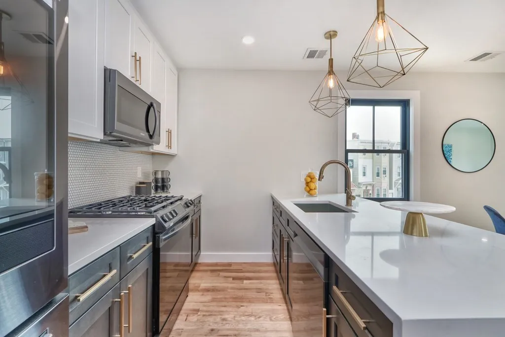 2 bed, 2 bath apartment for rent at 74 Brooks St Unit 3, East Boston — photo 6 of 12