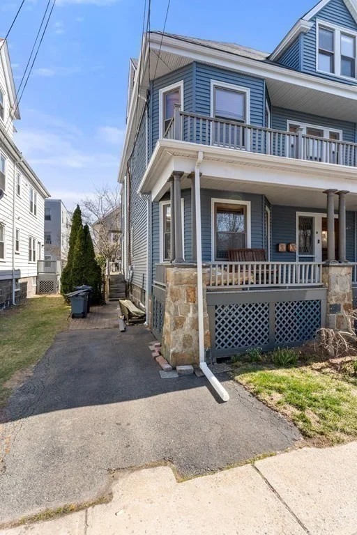3 bed, 2 bath apartment for rent at 74 Carruth St Unit 2, Boston — photo 14 of 14