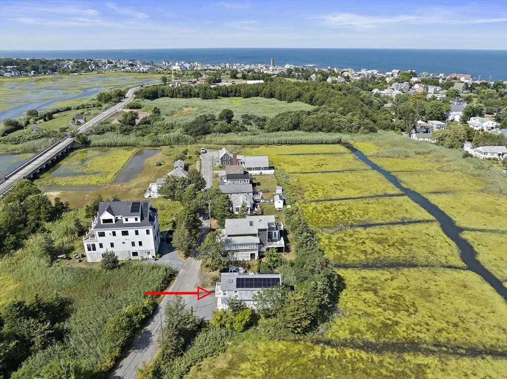 3 bed, 1 bath apartment for rent at 74 Cherry St, Brant Rock — photo 28 of 33