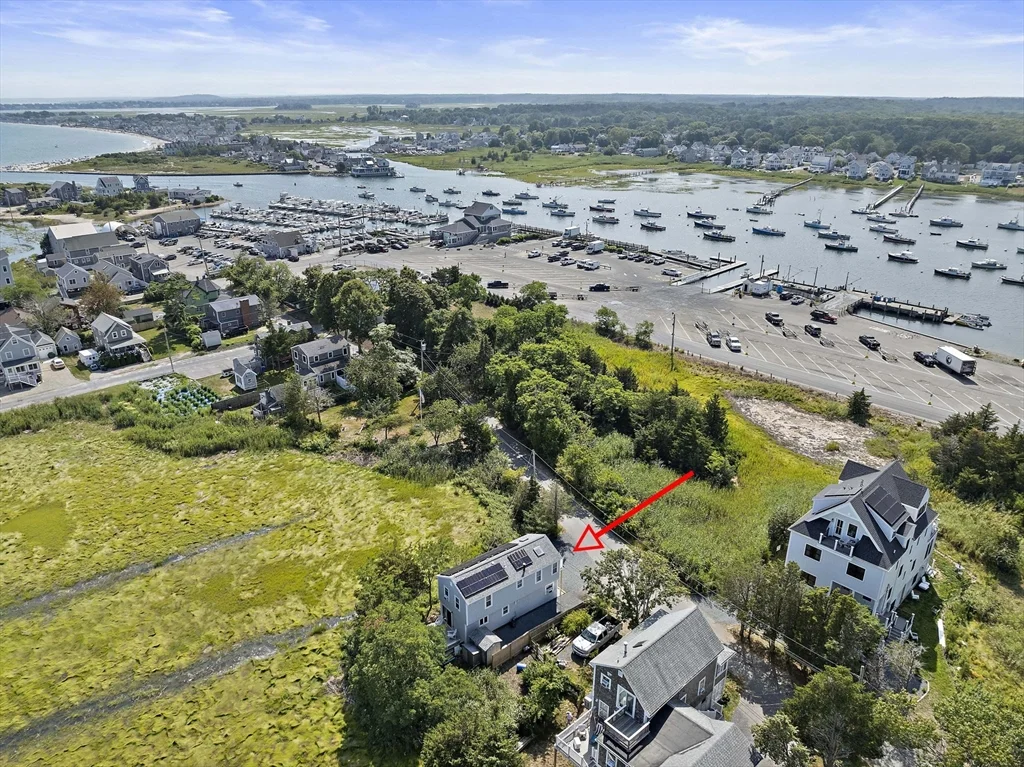 3 bed, 1 bath apartment for rent at 74 Cherry St, Brant Rock — photo 30 of 33
