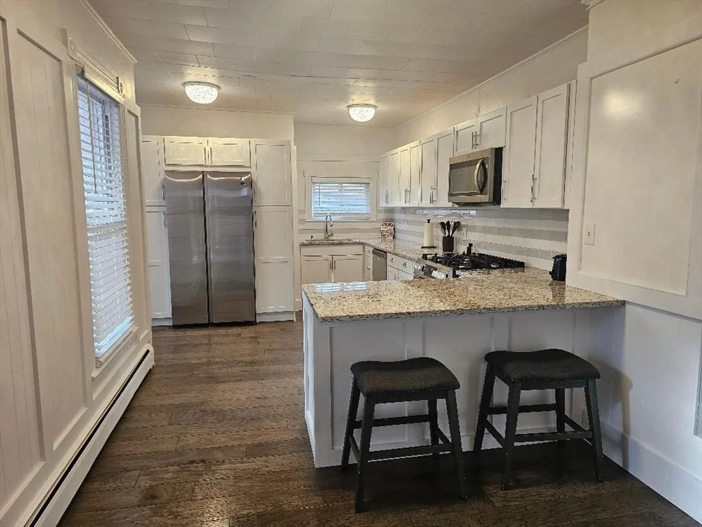 3 bed, 1 bath apartment for rent at 74 Common St Unit 1, Barre — photo 9 of 37