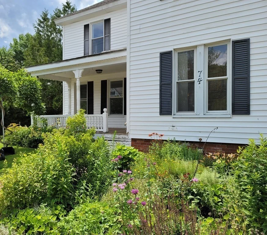 3 bed, 1 bath apartment for rent at 74 Common St Unit 1, Barre — photo 2 of 31