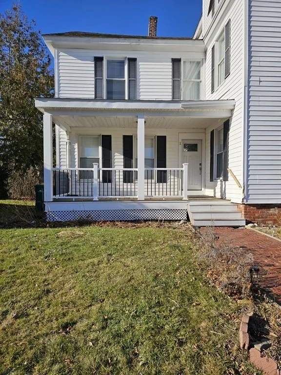 3 bed, 1 bath apartment for rent at 74 Common St Unit 1, Barre — photo 4 of 31