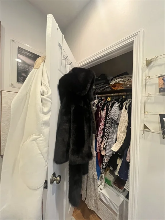 Studio bed, 1 bath apartment for rent at 74 Commonwealth Ave Unit 1, Back Bay — photo 15 of 23