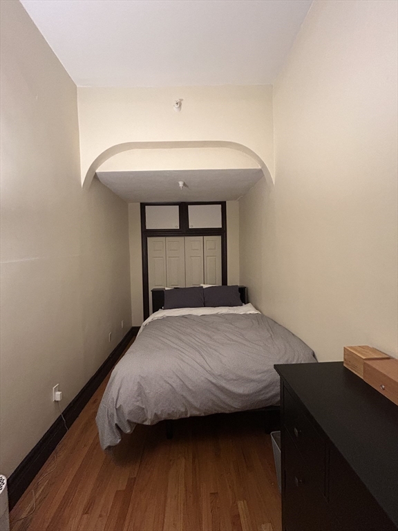 1 bed, 1 bath apartment for rent at 74 Commonwealth Unit 6, Back Bay — photo 6 of 11