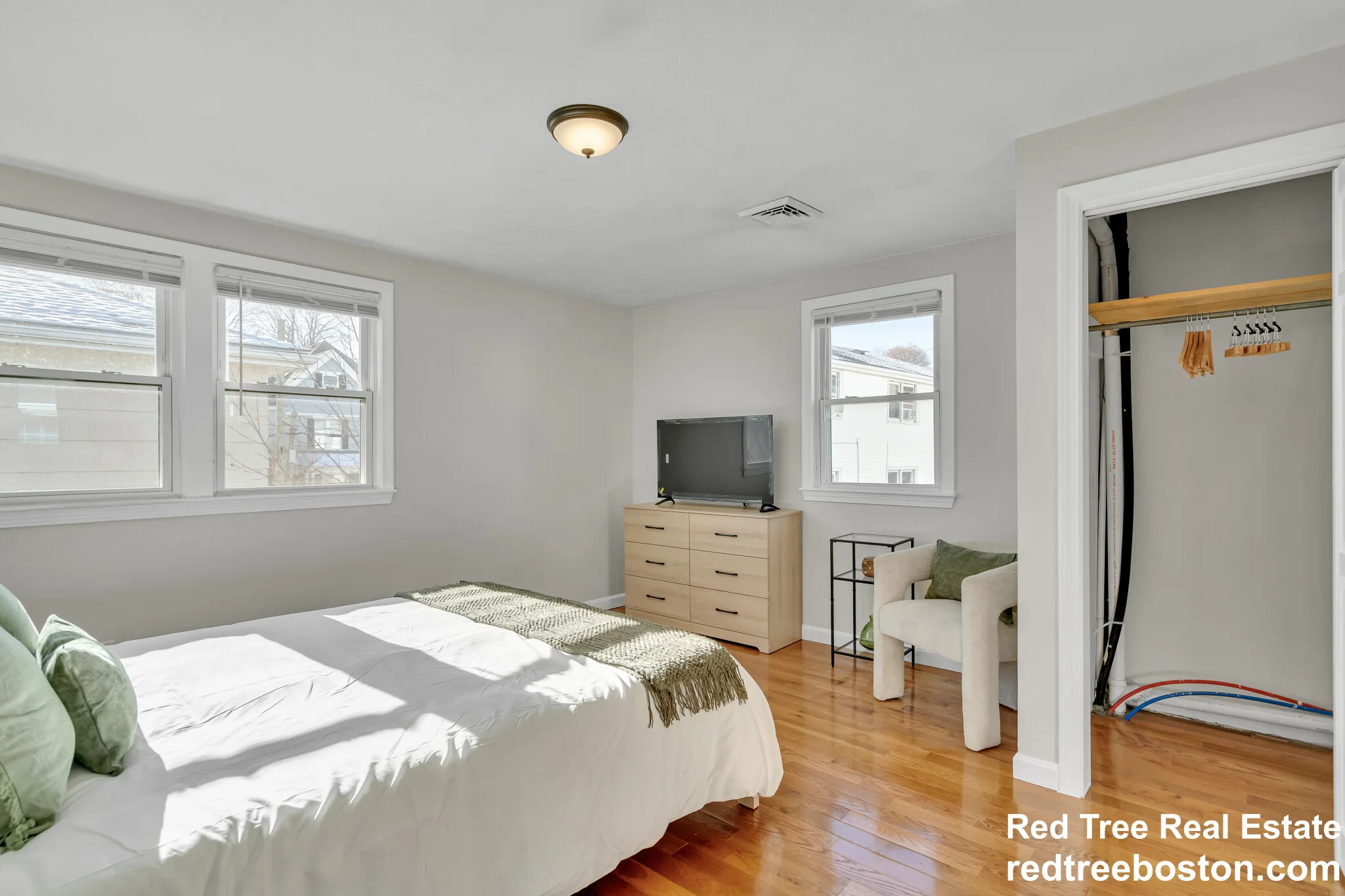 3 bed, 1 bath apartment for rent at 74 Dunboy St Unit 2, Brighton — photo 22 of 31