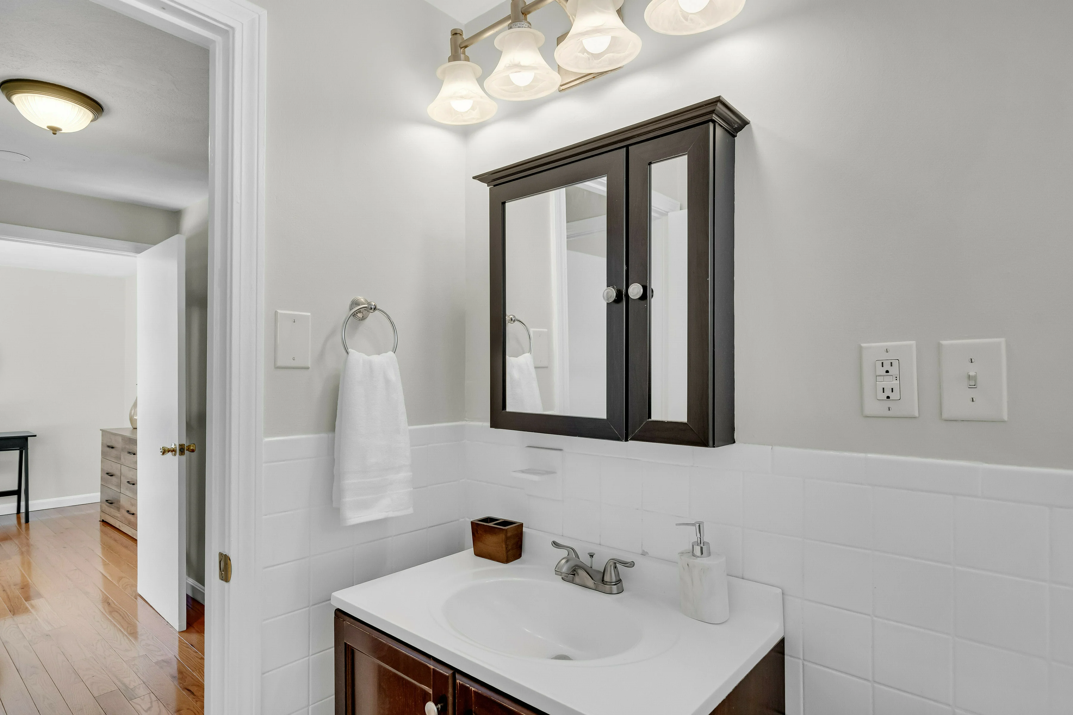 3 bed, 1 bath apartment for rent at 74 Dunboy St Unit 2, Brighton — photo 17 of 31