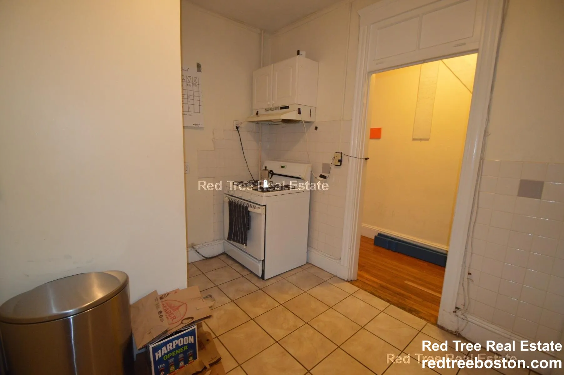 3 bed, 1 bath apartment for rent at 74 Egmont St Unit 2, North Brookline — photo 2 of 20