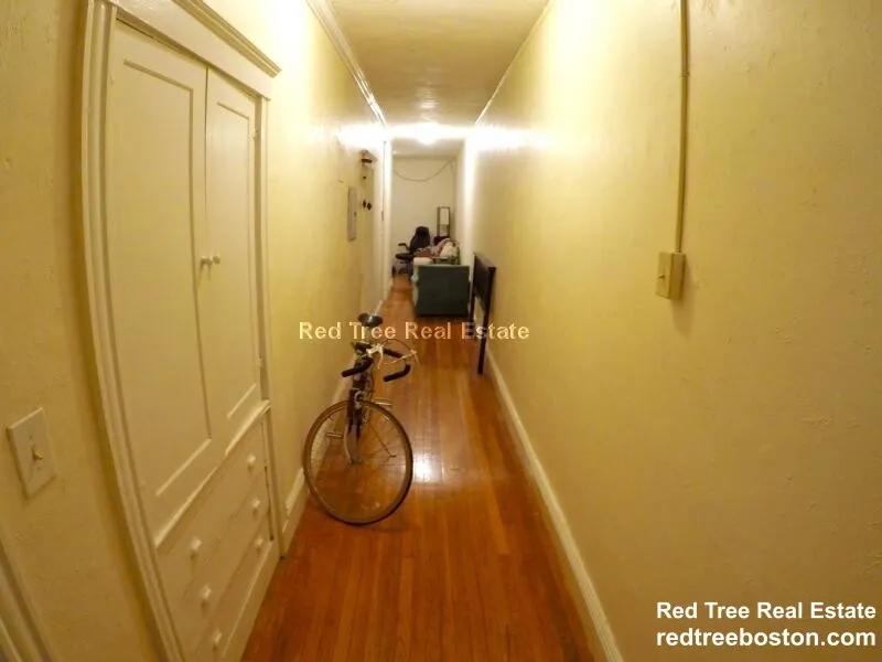 3 bed, 1 bath apartment for rent at 74 Egmont St Unit 2, North Brookline — photo 12 of 20