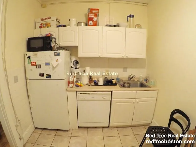 3 bed, 1 bath apartment for rent at 74 Egmont St Unit 2, North Brookline — photo 1 of 20