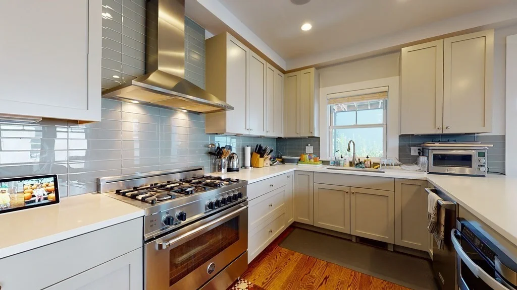2 bed, 2 bath apartment for rent at 74 F St Unit 1, South Boston