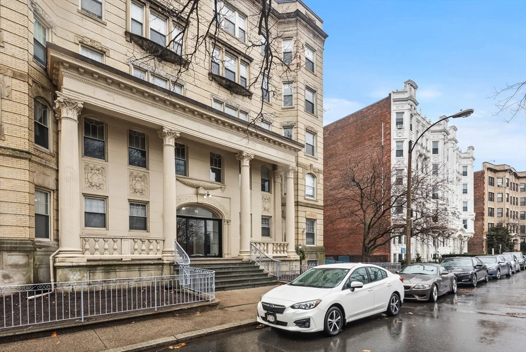 1 bed, 1 bath apartment for rent at 74 Fenway Unit 45, Fenway — photo 12 of 12