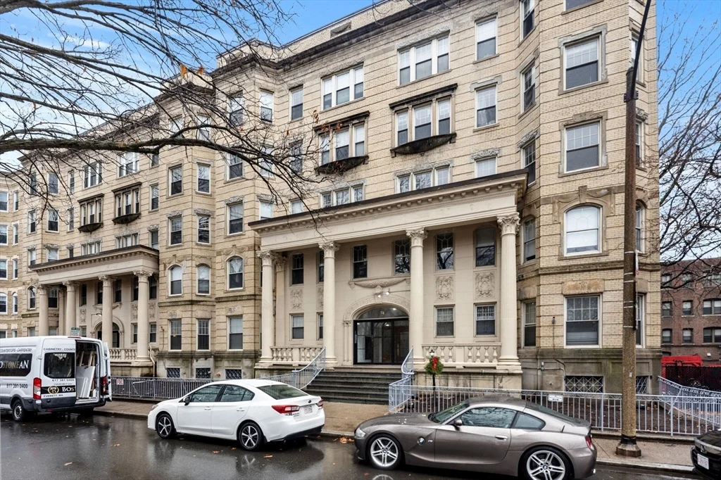 1 bed, 1 bath apartment for rent at 74 Fenway Unit 45, Fenway — photo 11 of 12