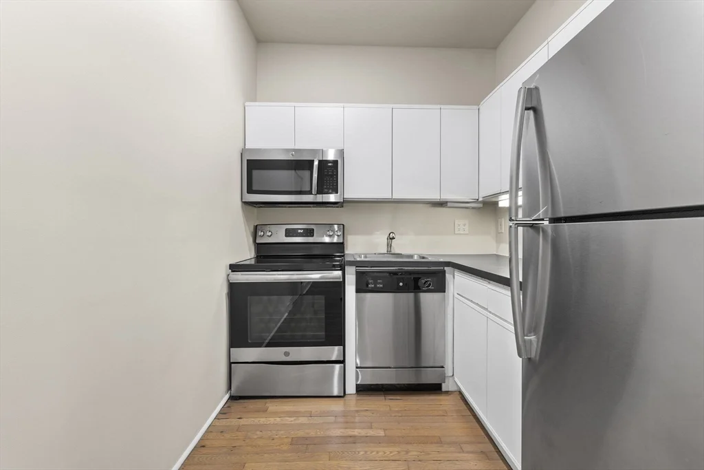 1 bed, 1 bath apartment for rent at 74 Fenway Unit 45, Fenway — photo 3 of 12