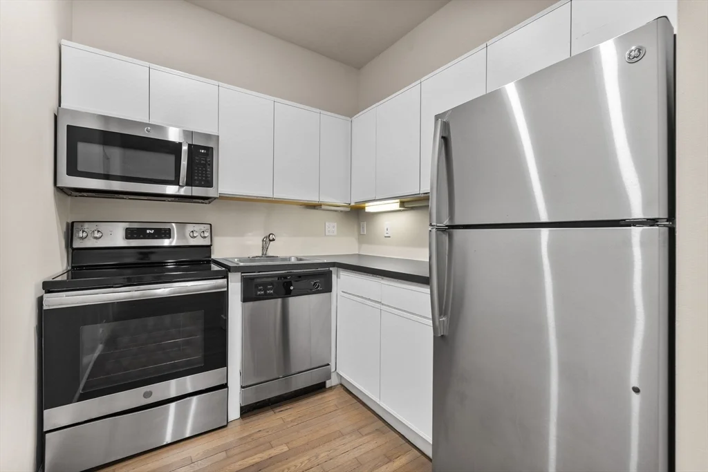 1 bed, 1 bath apartment for rent at 74 Fenway Unit 45, Fenway — photo 2 of 12