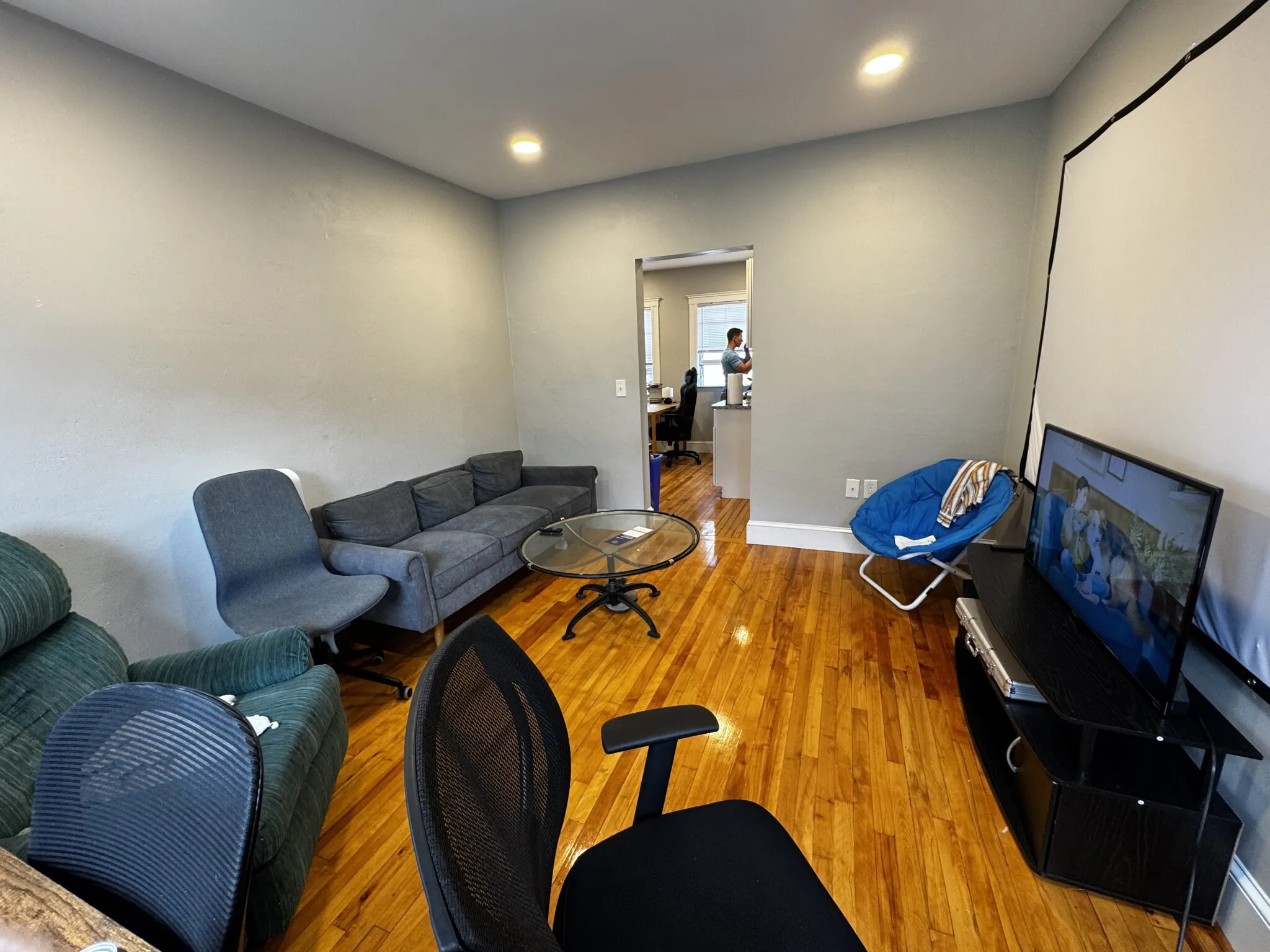 5 bed, 1 bath apartment for rent at 74 Frederick Ave Unit 2, South Medford — photo 7 of 26
