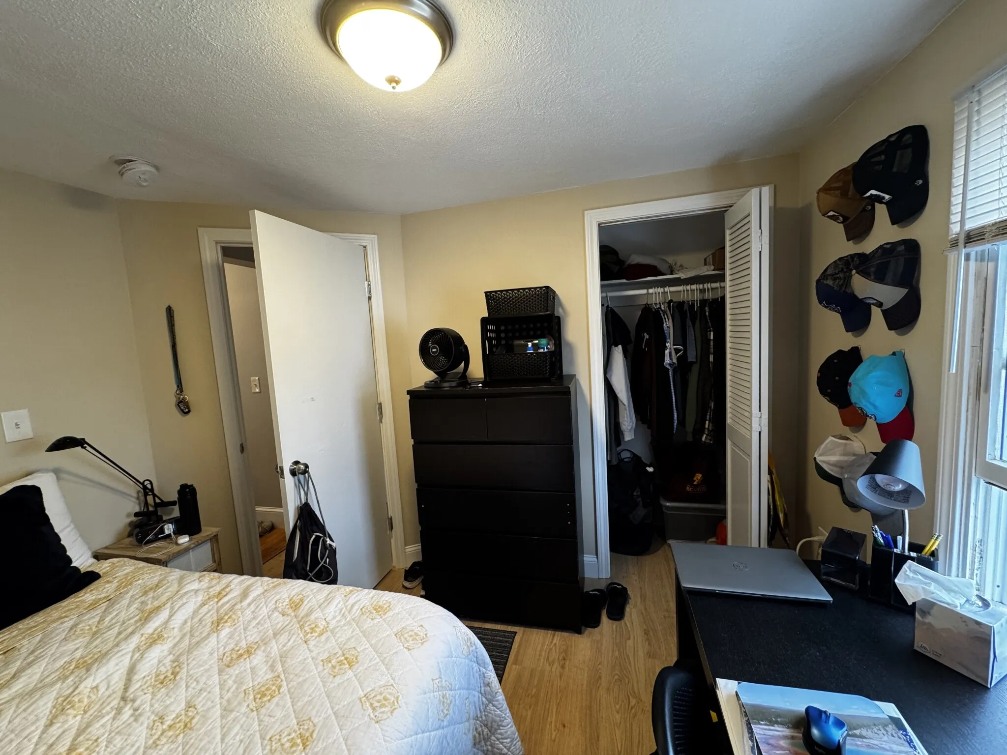 5 bed, 1 bath apartment for rent at 74 Frederick Ave Unit 2, South Medford — photo 9 of 26