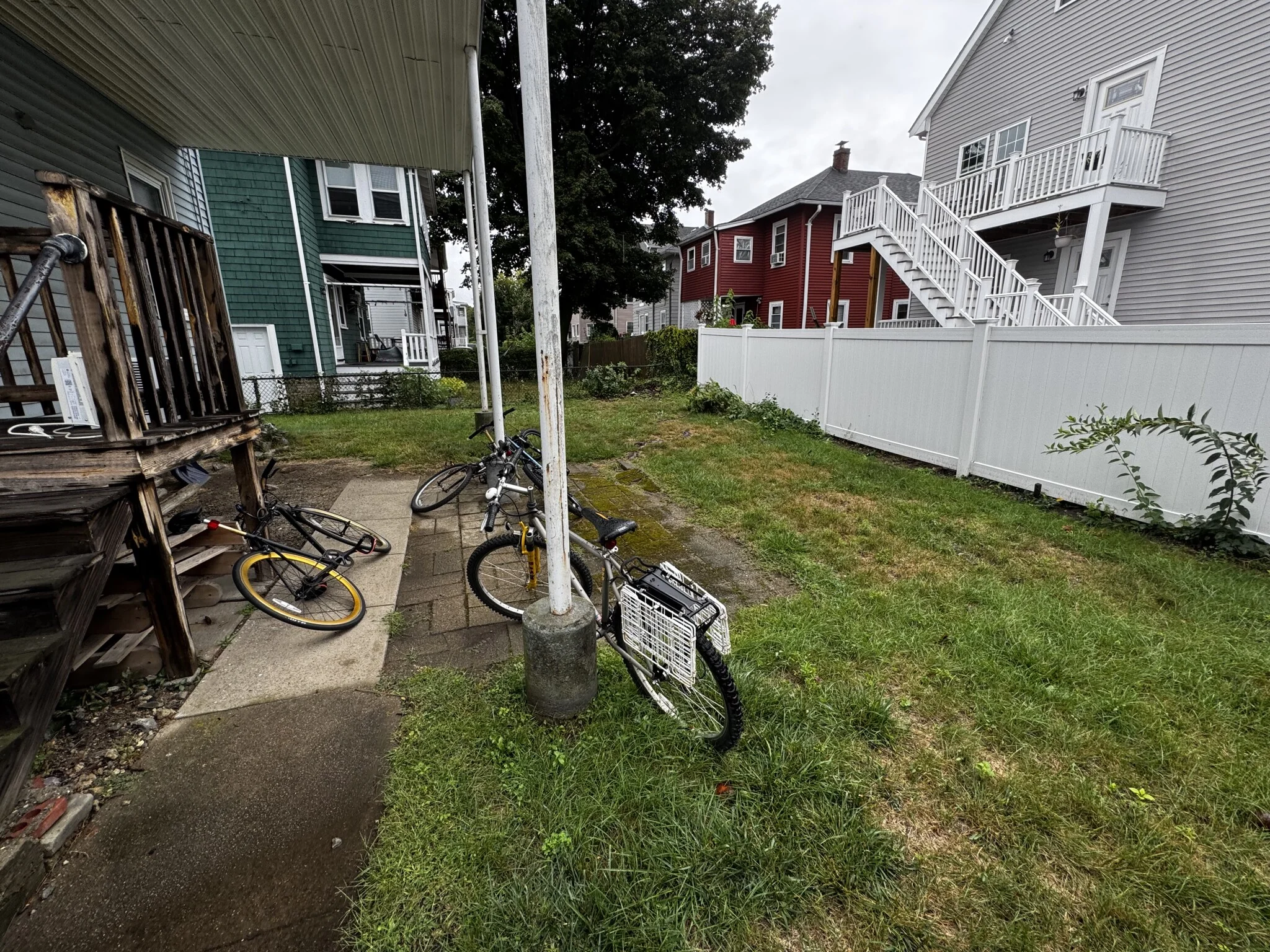 5 bed, 1 bath apartment for rent at 74 Frederick Ave Unit ., South Medford — photo 21 of 24