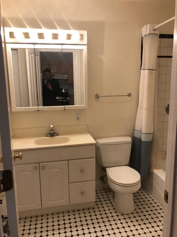2 bed, 1 bath apartment for rent at 74 Gore St Unit 1, East Cambridge — photo 10 of 12