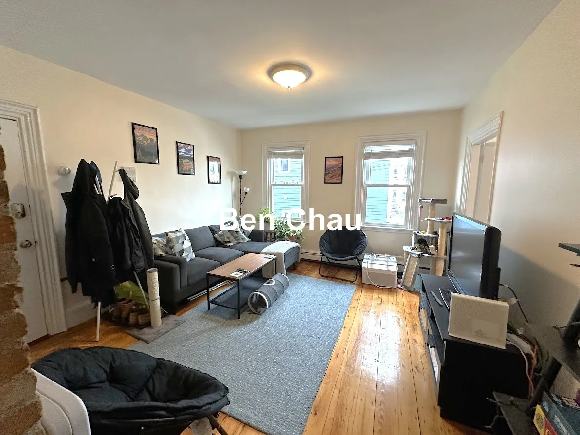 2 bed, 1 bath apartment for rent at 74 Gore St Unit 2B, East Cambridge — photo 2 of 10