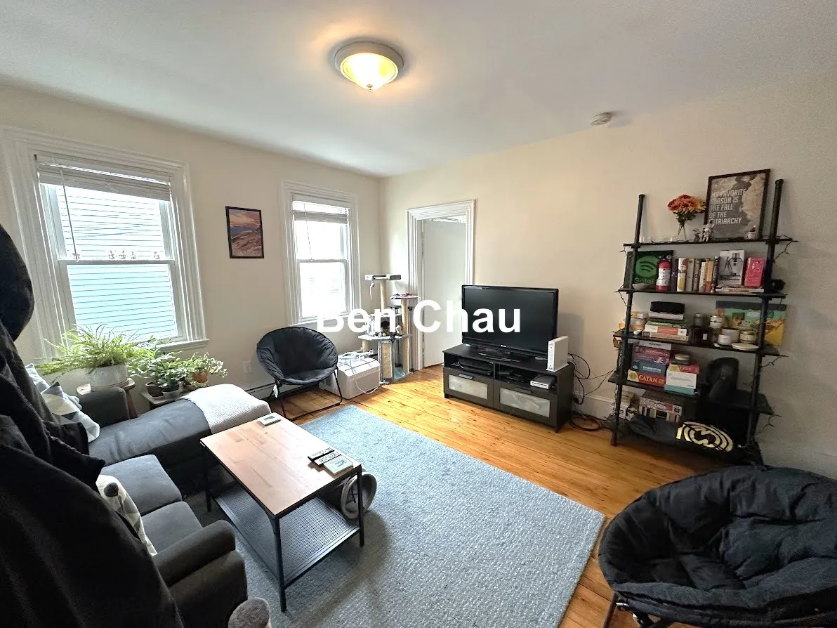 2 bed, 1 bath apartment for rent at 74 Gore St Unit 2B, East Cambridge