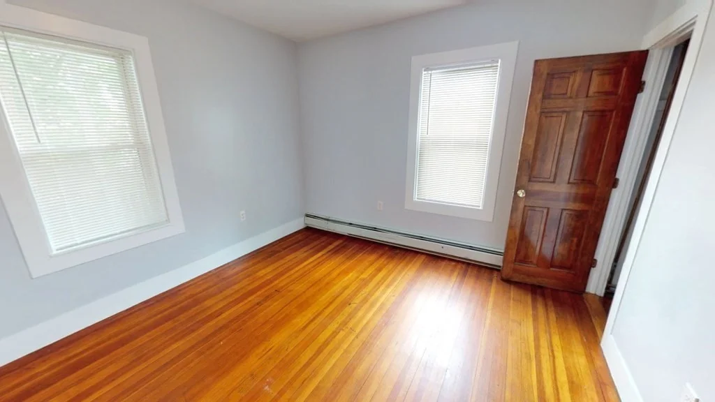 4 bed, 1 bath apartment for rent at 74 Hamilton St Unit 3, Dorchester — photo 9 of 26