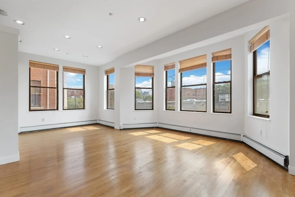 2 bed, 2 bath apartment for rent at 74 Kent St Unit C8, Central Village — photo 6 of 34