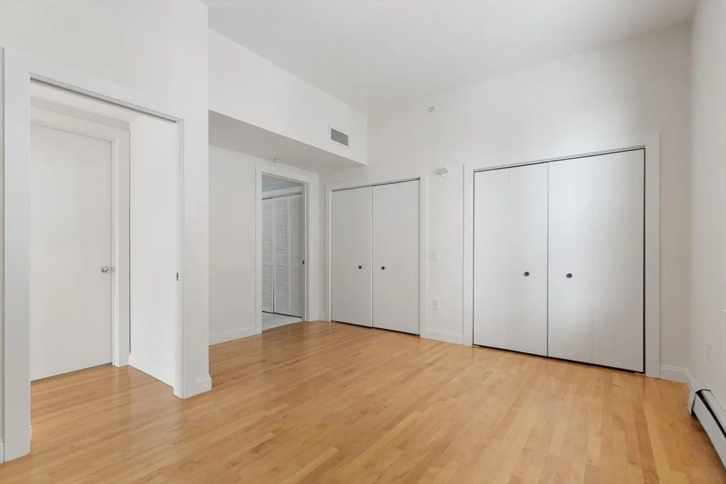 2 bed, 2 bath apartment for rent at 74 Kent St Unit C8, Central Village — photo 18 of 34