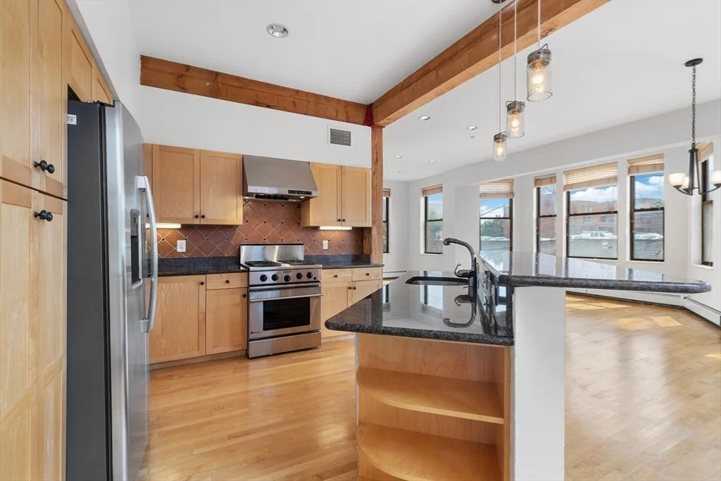 2 bed, 2 bath apartment for rent at 74 Kent St Unit C8, Central Village — photo 2 of 34