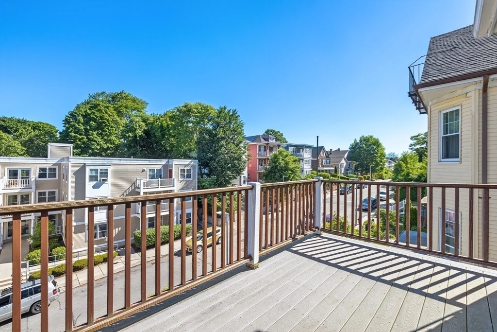 3 bed, 2 bath apartment for rent at 74 Kingsdale St Unit 3, Dorchester — photo 14 of 16