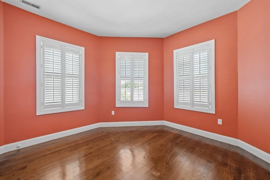 3 bed, 2 bath apartment for rent at 74 Kingsdale St Unit 3, Dorchester — photo 9 of 16