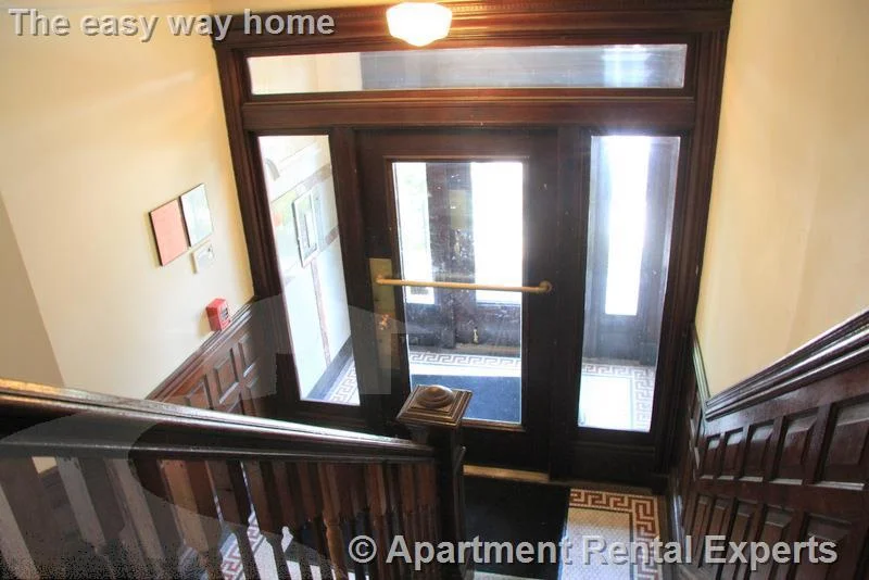2 bed, 1 bath apartment for rent at 74 Kirkland St Unit 25, Harvard Square — photo 10 of 11