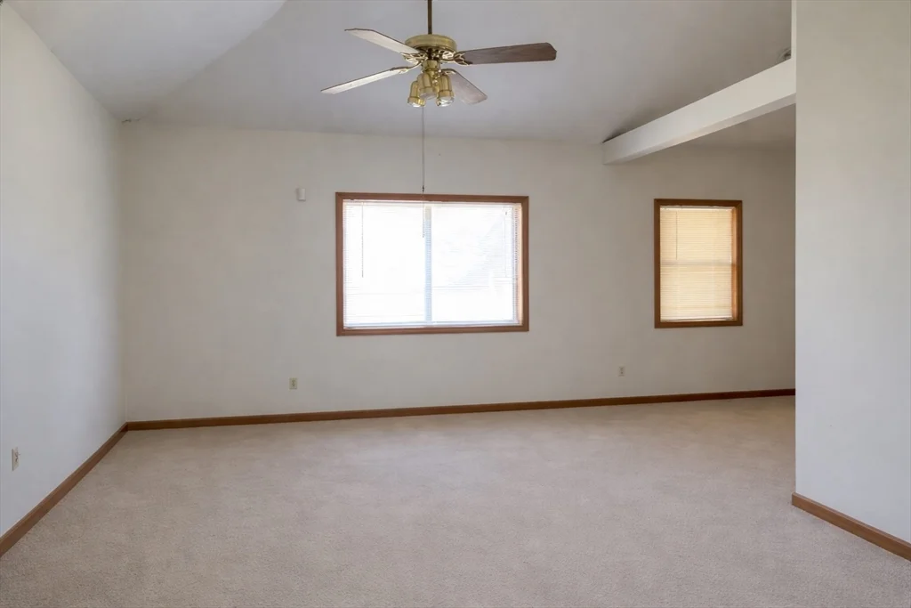 1 bed, 1 bath apartment for rent at 74 Lakewood Unit 2R, Worcester — photo 6 of 11