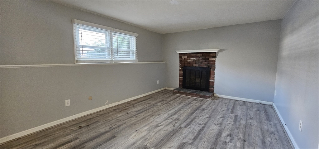 1 bed, 1 bath apartment for rent at 74 Locust Ave Unit 2, Southbridge — photo 4 of 7