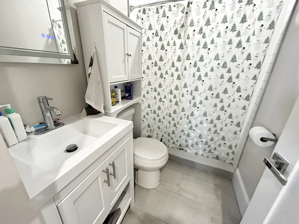 3 bed, 1 bath apartment for rent at 74 Marine Rd Unit 1, South Boston — photo 8 of 8