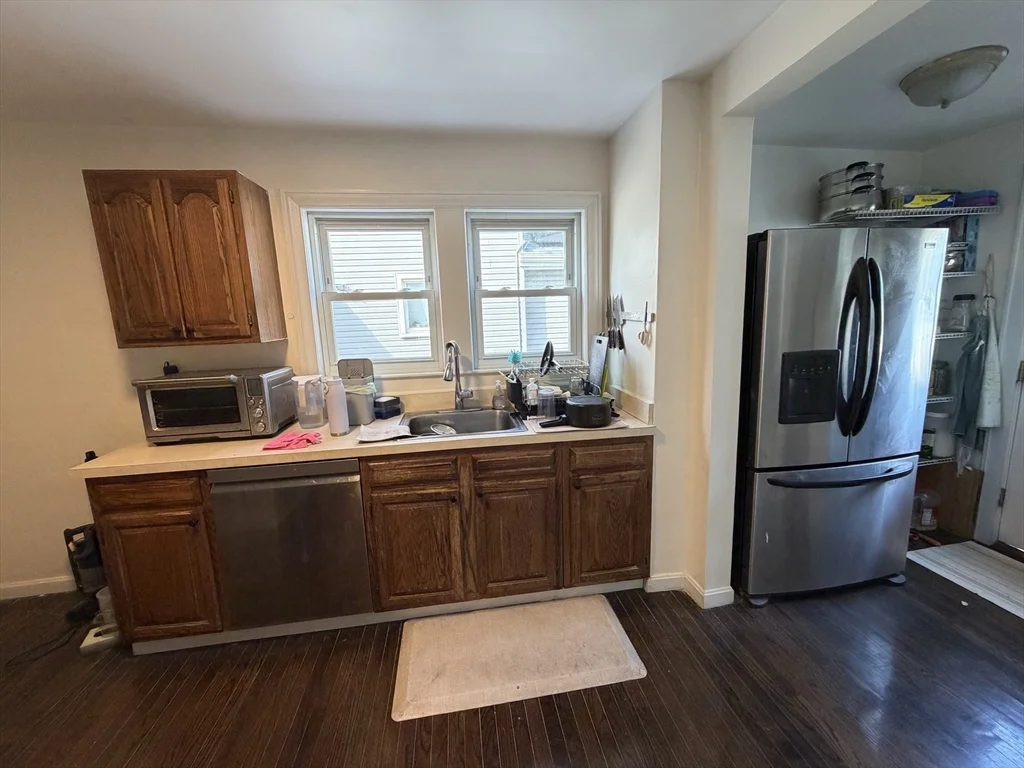 3 bed, 2 bath apartment for rent at 74 Marston St Unit 0, Medford — photo 6 of 23