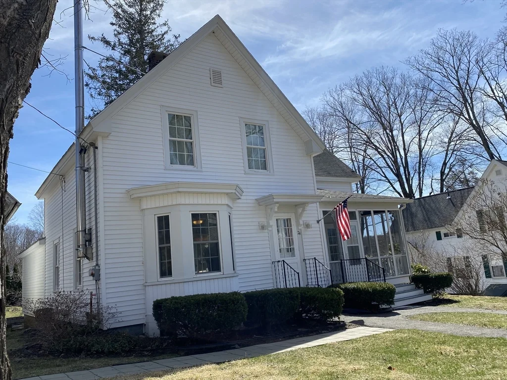 5 bed, 3 bath apartment for rent at 74 Moore Ave Unit N/A, Warren — photo 36 of 37