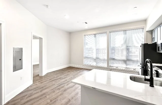 2 bed, 1 bath apartment for rent at 74 Mount Vernon Unit 601, Lynn — photo 10 of 13