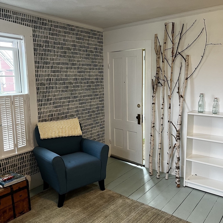 1 bed, 1 bath apartment for rent at 74 Mt Pleasant Av Unit 2, Gloucester — photo 5 of 20