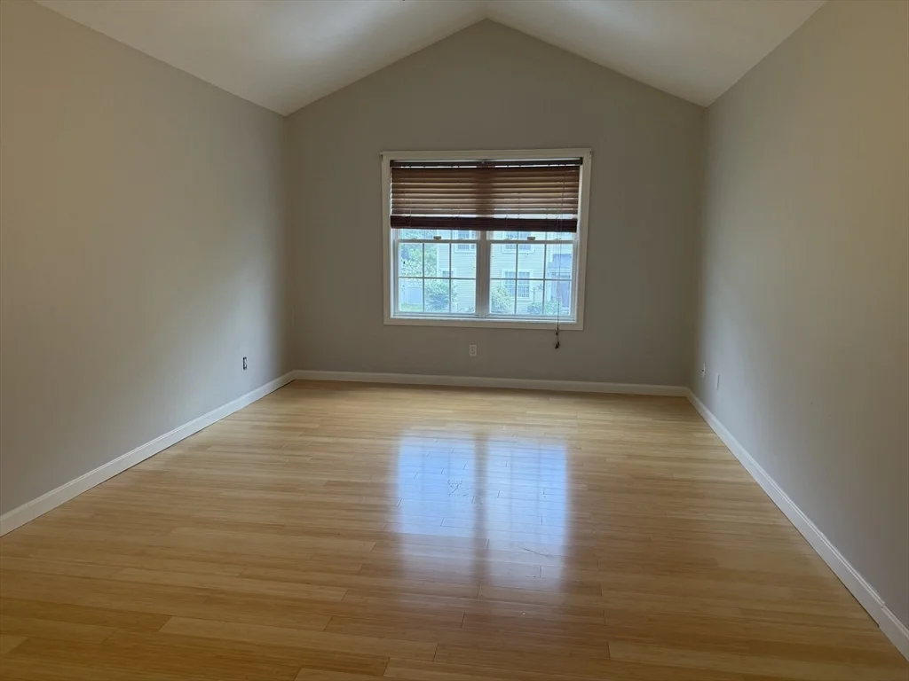 2 bed, 3 bath apartment for rent at 74 Odonnell Ave Unit 74, Shrewsbury — photo 20 of 41