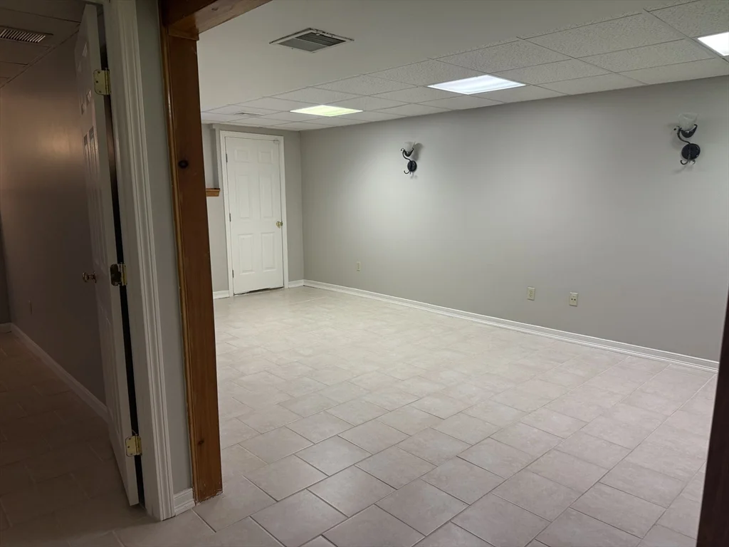 2 bed, 3 bath apartment for rent at 74 Odonnell Ave Unit 74, Shrewsbury — photo 35 of 41