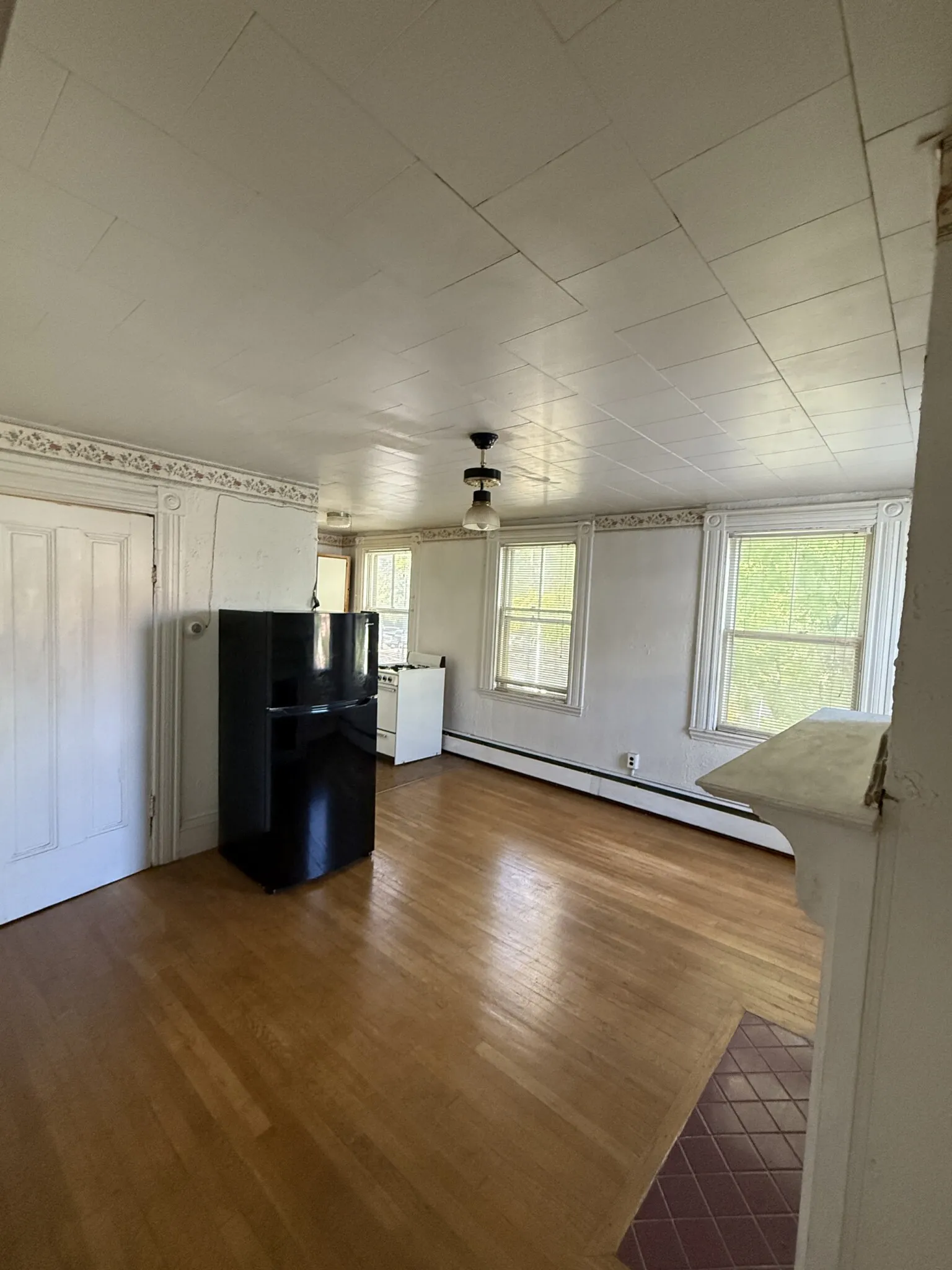 Studio bed, 1 bath apartment for rent at 74 Otis St Unit 2F, East Cambridge — photo 9 of 12