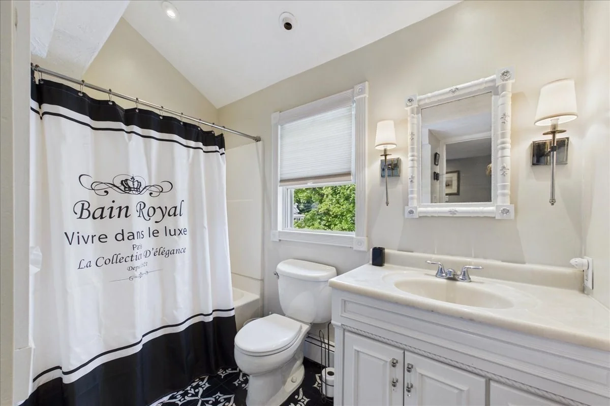 3 bed, 1 bath apartment for rent at 74 Park Ave Unit 74, Weymouth — photo 15 of 16