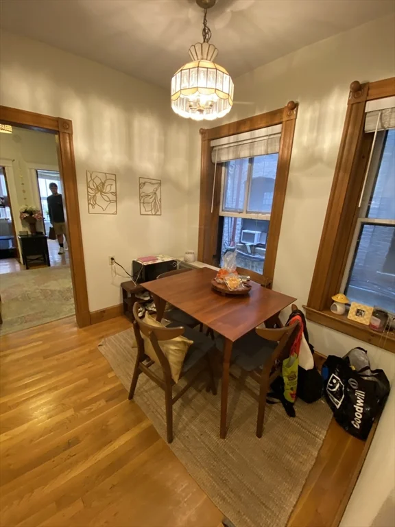 2 bed, 1 bath apartment for rent at 74 Phillips St Unit 2, Beacon Hill — photo 6 of 15
