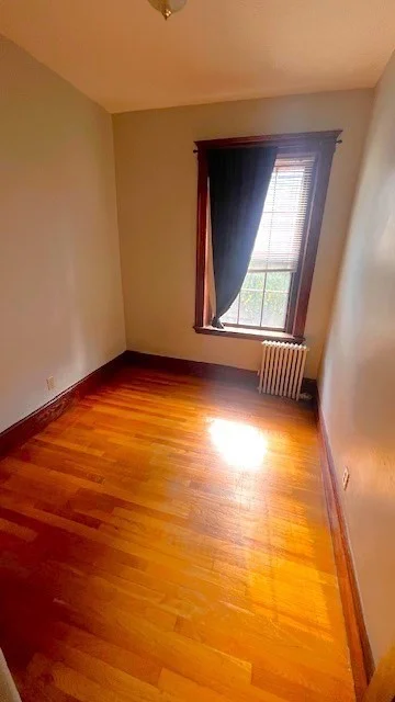 2 bed, 1 bath apartment for rent at 74 Phillips St Unit 4, Beacon Hill — photo 7 of 8