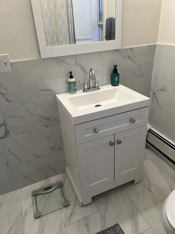 3 bed, 1 bath apartment for rent at 74 Prospect St Unit 2, Somerville — photo 11 of 12