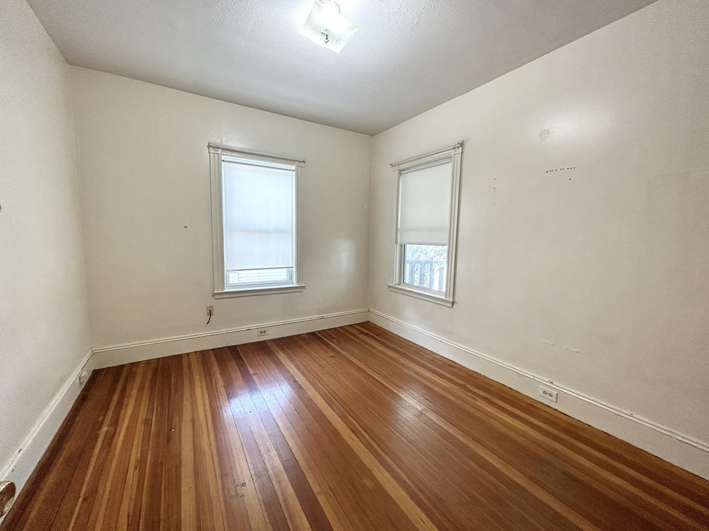 3 bed, 1 bath apartment for rent at 74 Romsey St Unit 3, Boston — photo 5 of 8