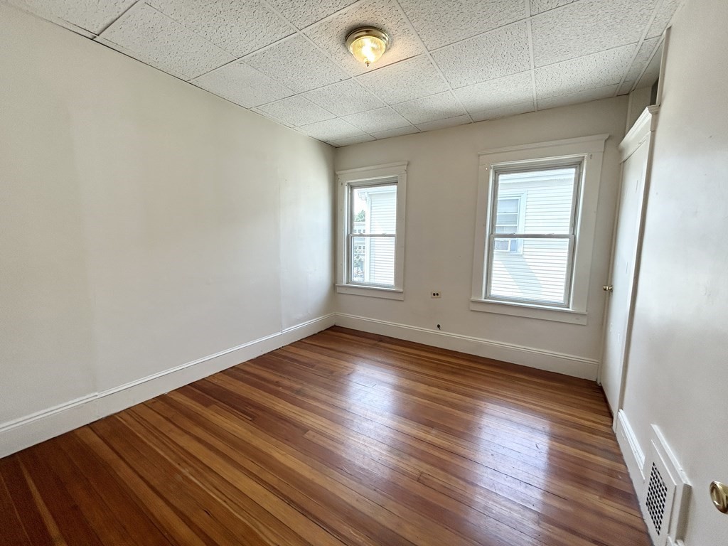 3 bed, 1 bath apartment for rent at 74 Romsey St Unit 3, Boston — photo 4 of 8