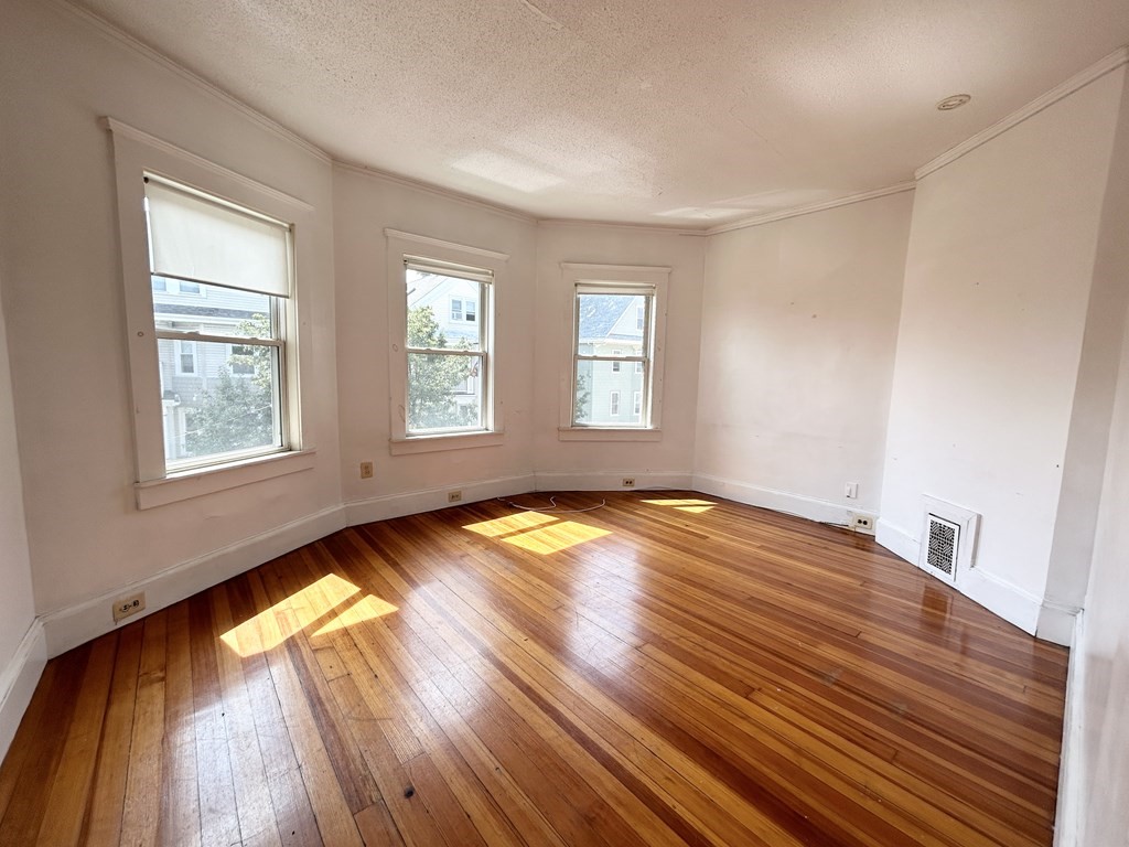 3 bed, 1 bath apartment for rent at 74 Romsey St Unit 3, Boston — photo 2 of 8